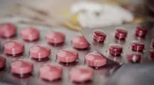 Trump anuncia orden ejecutiva para reducir costo de medicamentos en Estados Unidos