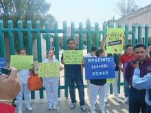 Personal HGZ #1 se manifiesta contra presunto hostigamiento laboral; piden destituciones