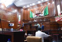 Buscan aplicar descuentos a diputados faltistas