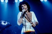 Mujer afirma ser hija ilegítima de Freddie Mercury