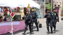 Policías