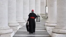 Ya están en Roma los cardenales que elegirán al nuevo papa