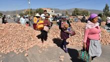 Bloqueos en Bolivia: seguidores de Evo Morales exigen renuncia de Arce y habilitación de su líder como candidato