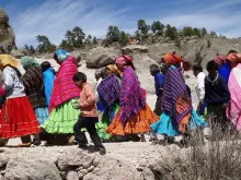 Desplazan a comunidades indígenas en la Sierra Tarahumara  con drones y ataques armados