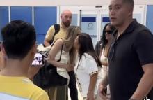 Salma Hayek y Angelina Jolie son captadas llegando a Veracruz 