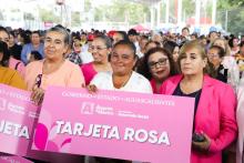 Mujeres con Tarjeta Rosa