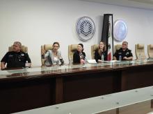 Reunión con cónsul sobre seguridad