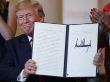 Trump anuncia un acuerdo comercial por el que rebaja al 15% los aranceles a Japón