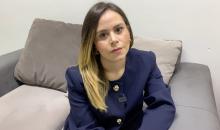 “Me están investigando a mí por defender a Axel”: Abogada de regidor electo detenido reporta persecución en su contra