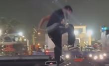 Natanael Cano golpea a DJ y rompe equipo durante concierto 