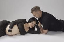 Martha Higareda y su esposo revelan que son dos bebés los que esperan