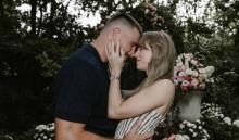 Taylor Swift y Travis Kelce anuncian su compromiso 