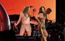 Shakira invita a Danna a cantar con ella en su concierto de CDMX