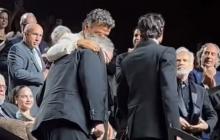 Guillermo del Toro y el elenco de "Frankenstein" son ovacion