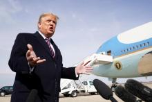 Trump sugiere revocar licencias a medios que lo critiquen