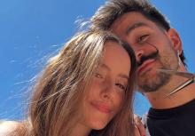 Camilo impacta al revelar que pinta cuadros con la sangre de sus hijas