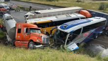 Dos autobuses de pasajeros con una peregrinación al Santuario de San Juan de los Lagos estuvieron implicados en el accidente