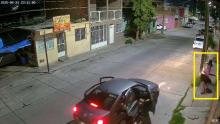 Cámaras captaron a sujetos que intentaron levantar a dos adolescentes en calles de Ojocaliente III