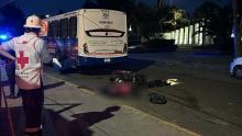 La motocicleta se partió en dos tras el brutal choque que ocurrió sobre José María Chávez