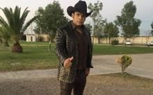 Balean autobús del cantante Marco Flores; así lo relató