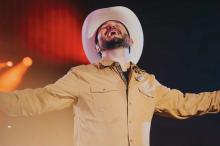 Autoridades de Querétaro sancionarán a Edén Muñoz y organizadores por interpretación de corrido durante concierto