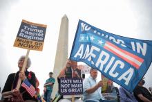 Más de 2 mil 500 ciudades de EE. UU. alistan este sábado protestas anti Trump