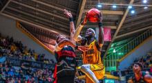 Panteras 89-75 Correcaminos