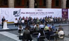 Presentan plan de paz para Michoacán; enviarán a militares a los municipios