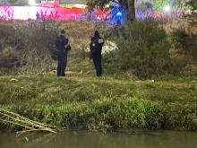 Hombre en río San Pedro 