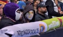 Bad Bunny asiste a las luchas previo a su primer concierto en CDMX