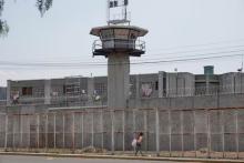 México bloqueará señal telefónica en penales federales para frenar extorsiones