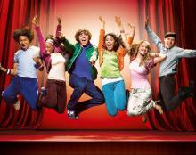 Rolling Stone, fans y parte del elenco celebran los 20 años de High School Musical