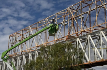 Municipio desmantela puentes peatonales 