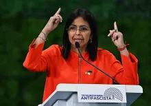 Delcy Rodríguez asume como presidenta encargada de Venezuela tras captura de Maduro