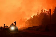Incendios consumen más de 15 mil hectáreas en la Patagonia argentina