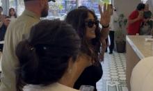 Salma Hayek es captada en famosa cafetería de Veracruz 