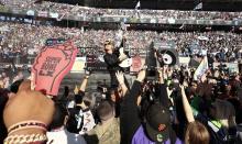 Green Day presenta espectáculo de apertura en el Súper Bowl LX