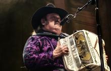 Demandan a Ramón Ayala y su hijo por presunta agresión sexual y acoso