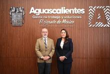 Tere Jiménez y rector de la UAA