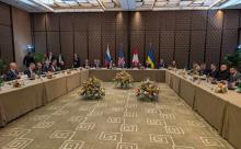 Rusia, Ucrania y Estados Unidos inician tercera ronda de negociaciones en Ginebra