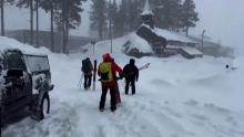 Recuperan cuerpos de 9 esquiadores tras avalancha en California