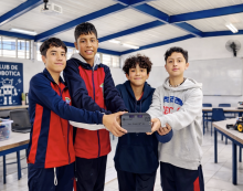 Jóvenes de Aguascalientes representarán a México en competencia internacional de robótica en Silicon Valley