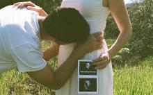 Taylor Lautner anuncia que será papá con emotivas fotos junto a su esposa