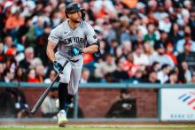 YANKEES VS GIANTS 2026