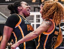 Panteras 91-77 Adelitas