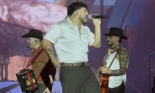 Foro de las Estrellas al tope con Grupo Frontera 
