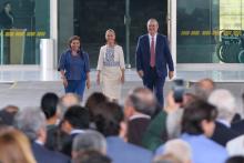 Claudia Sheinbaum con funcionarios 