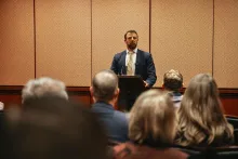 Sheinbaum se reúne con Markwayne Mullin, secretario de Seguridad de EE. UU. 