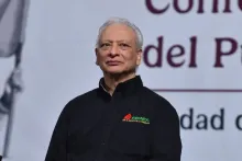 Exdirector de Pemex responde sobre video donde se le exhibió ejerciendo violencia contra su pareja