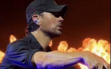 Enrique Iglesias reunió a más de 100 mil personas en el fan fest de Monterrey